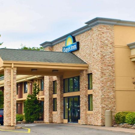 Days Inn By Wyndham Wayne Exteriér fotografie