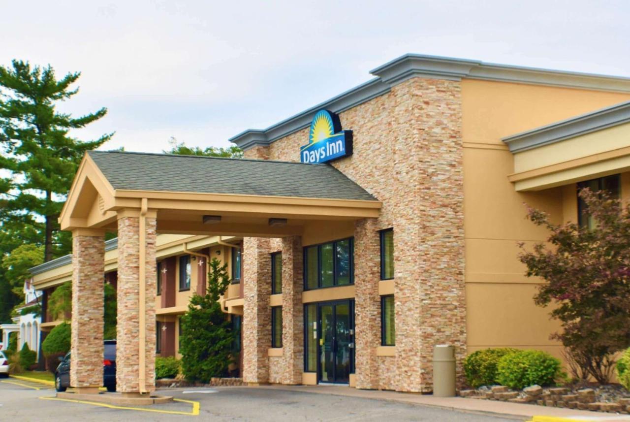 Days Inn By Wyndham Wayne Exteriér fotografie