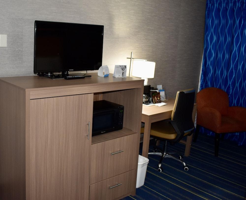Days Inn By Wyndham Wayne Exteriér fotografie